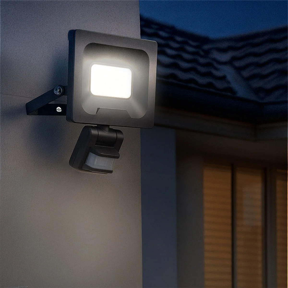 Arlec 24W Smart CCT LED Security Sensor Floodlight 2500lm - IP65 Rated - Image 3