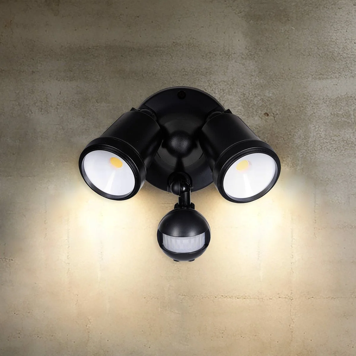 Brilliant Black Raptor III LED Twin Security Light 20W 1800 Lumens - Motion Sensor - Outdoor Use - Image 5