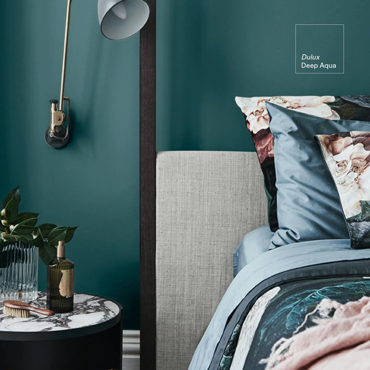 Dulux 2L Blue Low Sheen Wash Wear Interior Paint - 2L - Washable, Durable - Image 2