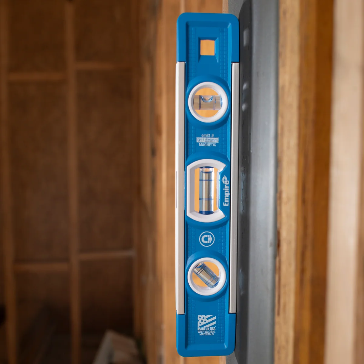 Empire 225mm Magnetic Torpedo Level - True Blue® Vials - Blue - Image 4