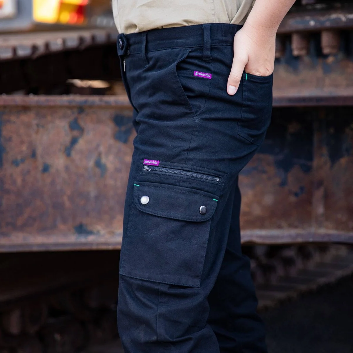 Green Hip Give Cargo Pants - Size 10 - Black - Stretch Fabric - UPF 50+ - Image 5