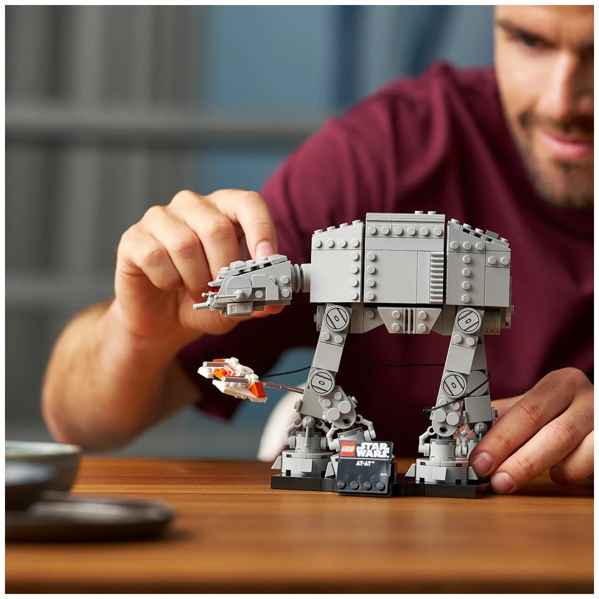 LEGO Star Wars AT-AT 75440 525-Piece Display Adult Building Set - Image 5