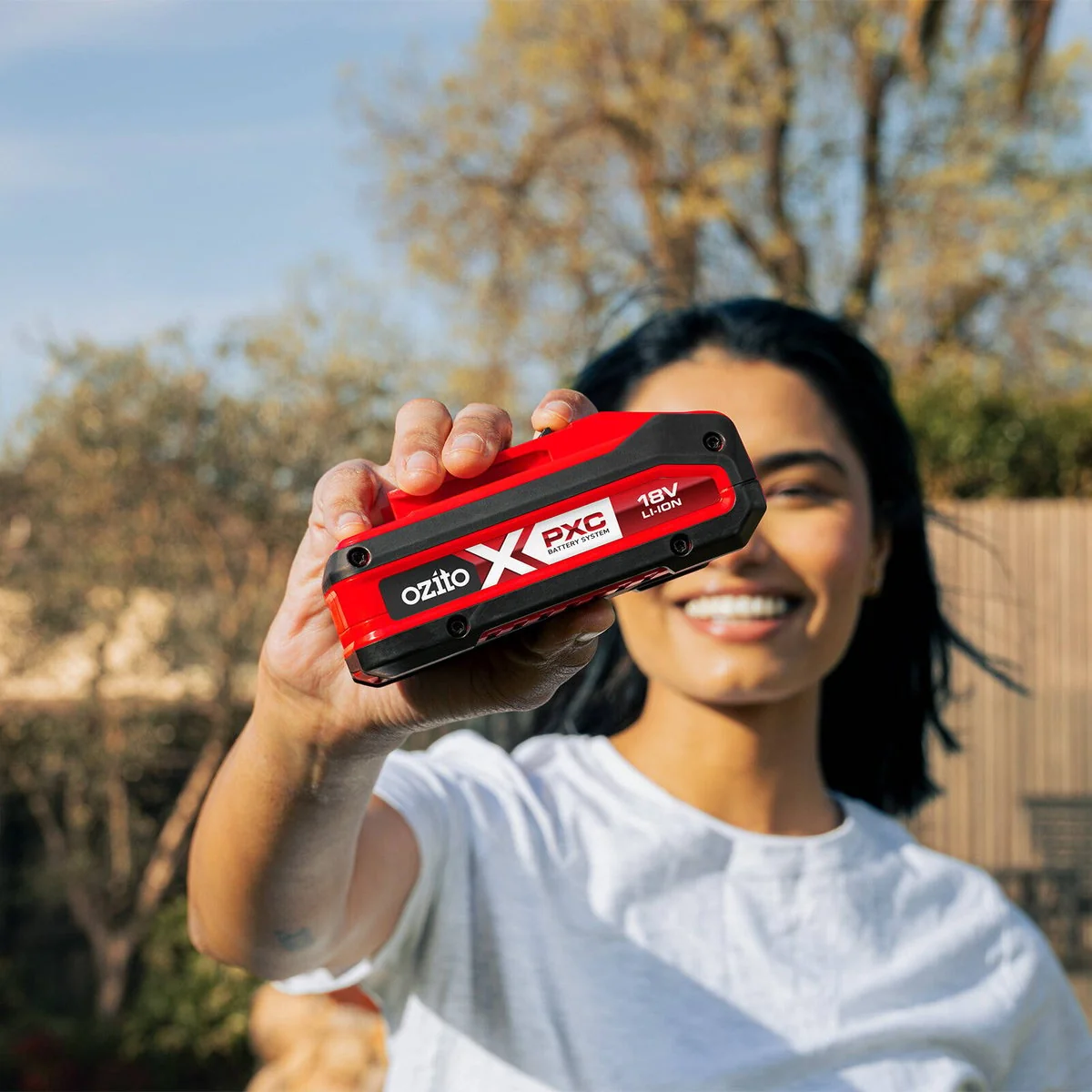 Ozito PXC 18V Compact Battery Twin Pack - 2 x 4.0Ah - Reliable Power - Image 4
