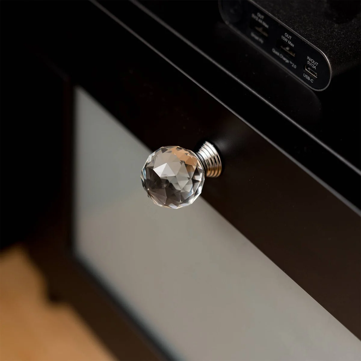 Taskmaster 30mm Crystal Cabinet Knob Pack of 4 - Crystal and Steel - 30mm - Image 4