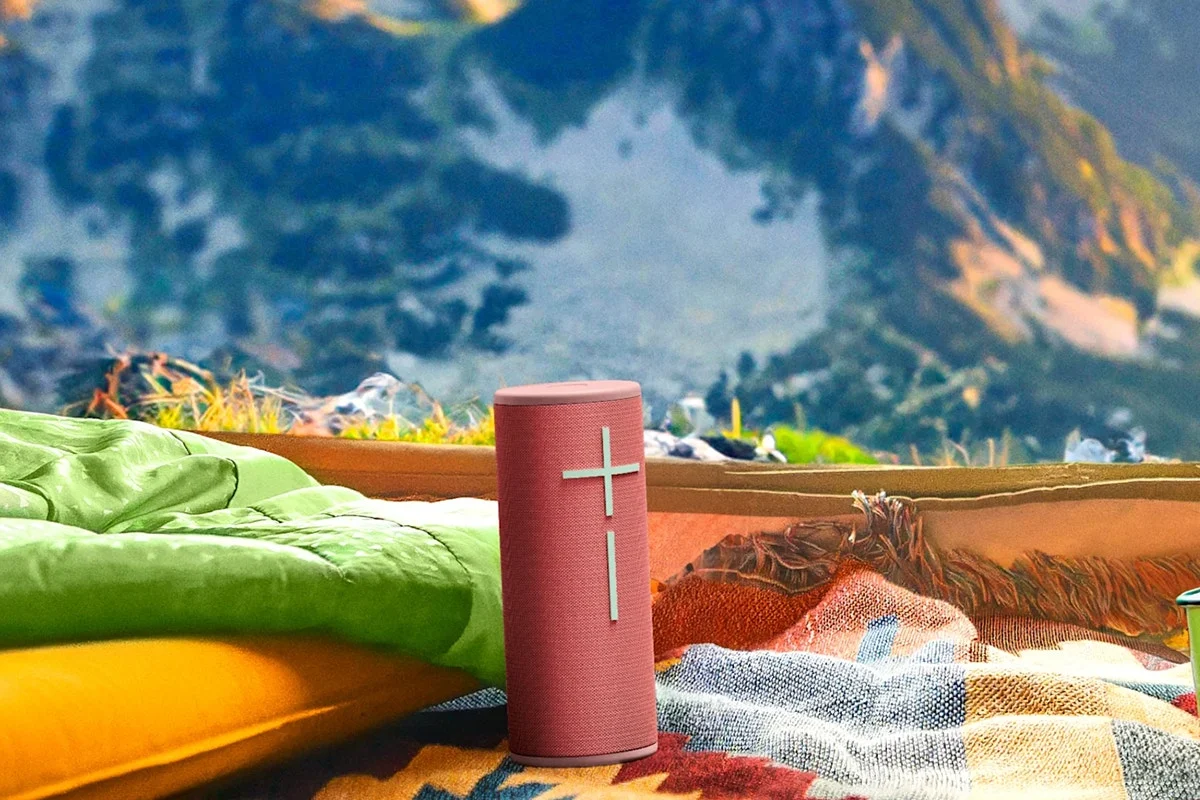 Ultimate Ears Boom 4 Bluetooth Speaker Raspberry Red - Image 6